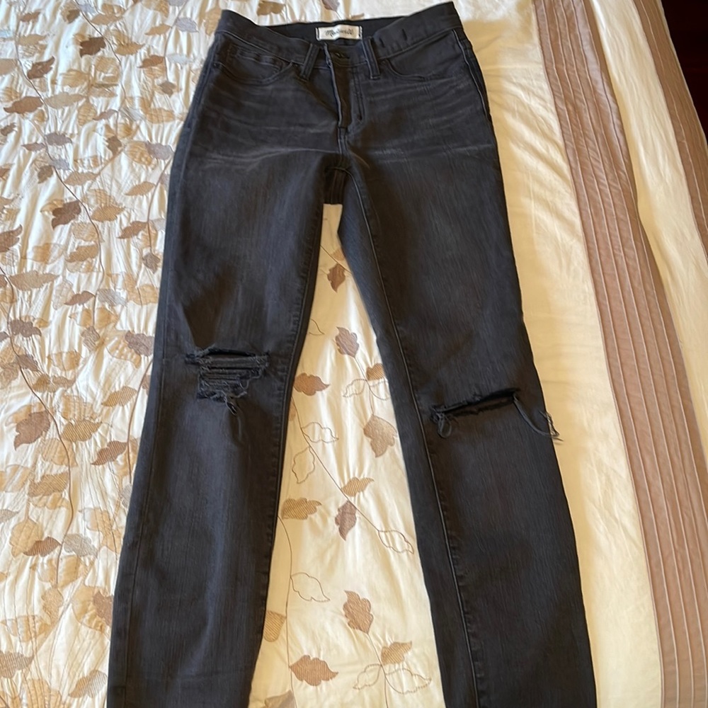 9inch Mid Rise Skinny Jean